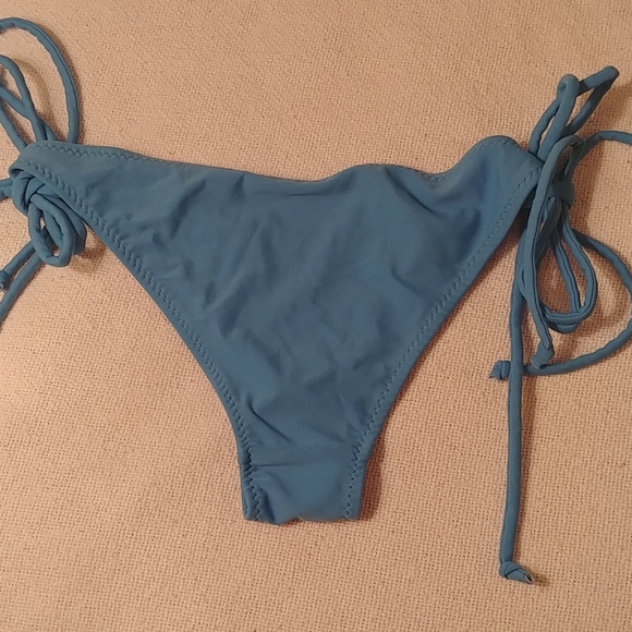 NWOT Blue String Bikini - Picture 3 of 8